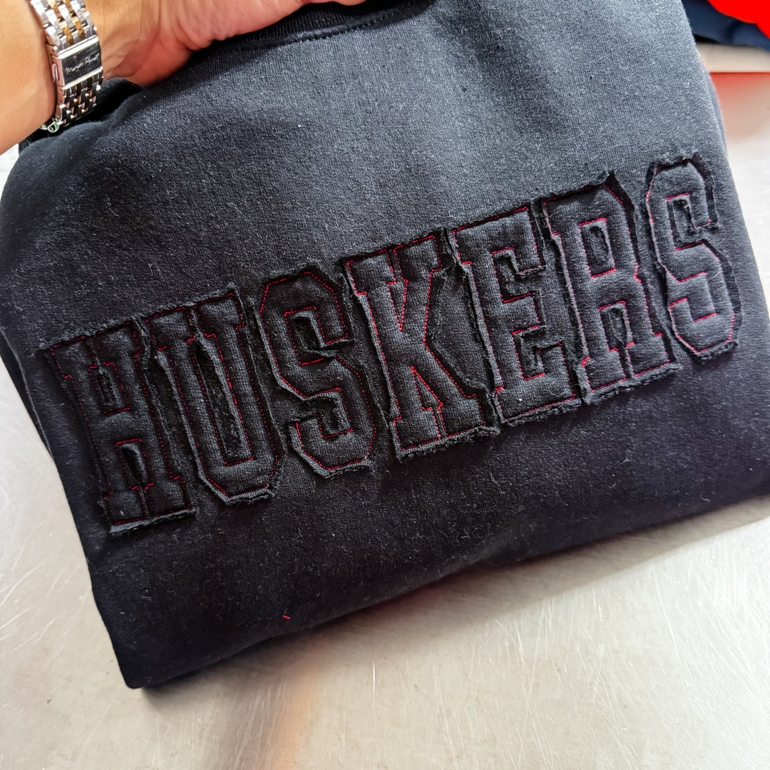 Sweatshirt applique custom