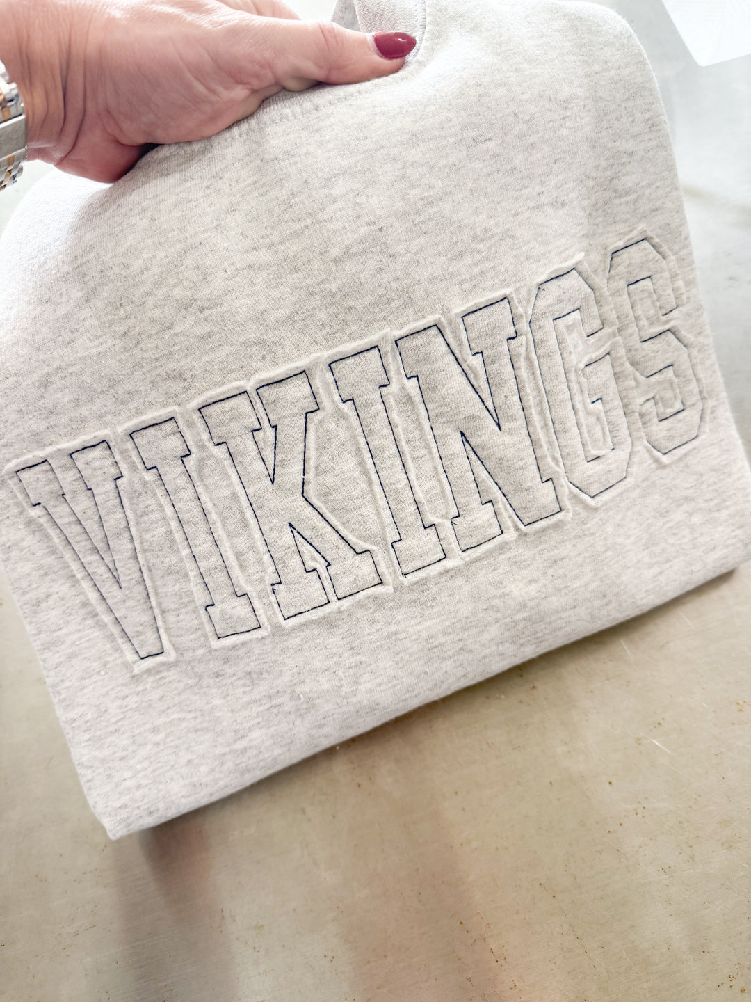 Sweatshirt applique custom