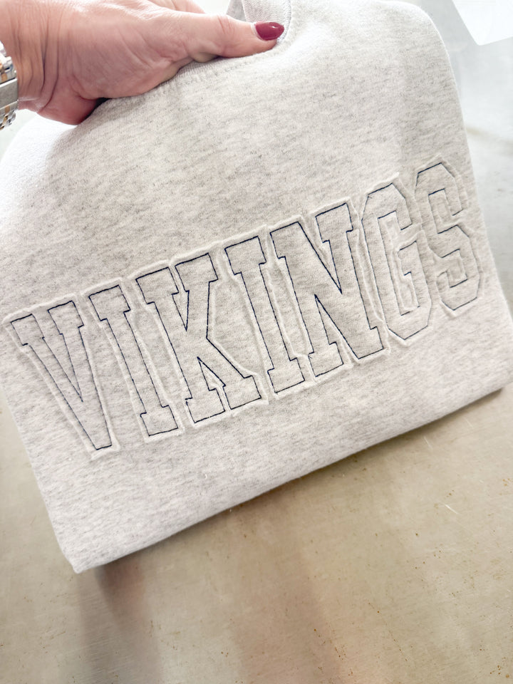 Sweatshirt applique custom