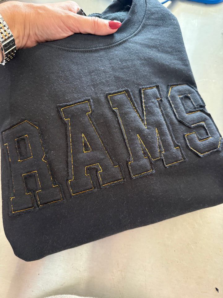 Sweatshirt applique custom